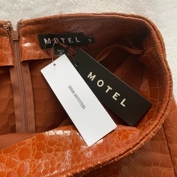 Urban outfitters skirt - Picture 2 of 2